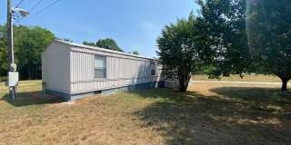 For Lease - 2 Bed, 1 Bath, 1000sqft, 0.5 acre yard, Carthage, TN Gallery 1