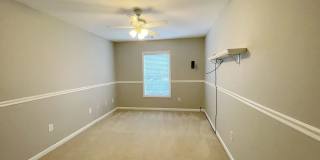 401 Norton Crossing Gallery 19