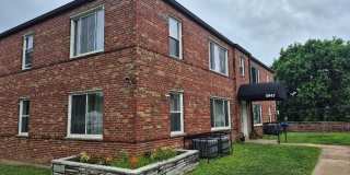 3947 Jamieson Avenue Gallery 1