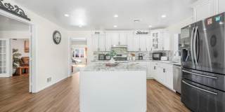 405 Burnet Place Gallery 7