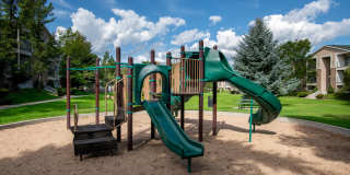 Wing Pointe Gallery 4