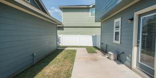 Adorable Cedar Park Two Story Just Off 183 and New Hope Gallery 18