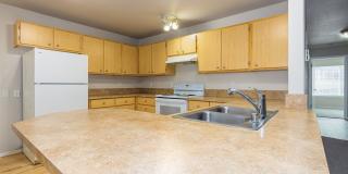 Pebble Creek Village Apartments Gallery 49