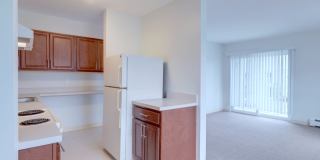 Island Creek - Oak - Affordable Housing Gallery 1