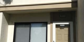 Stunning Townhouse on Mission Boulevard of Fremont Gallery 1