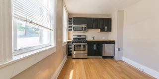 *AVAILABLE NOW* Super Affordable & Renovated 3 Bedroom Town House in the South Side Slopes! Gallery 3