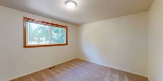 Application pending- Location, Location! - Four Bedroom house located minutes from Des Moines Waterfront Gallery 18