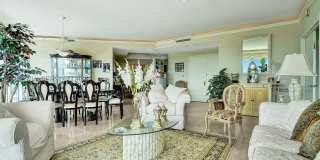 19955 NE 38th Ct Gallery 4