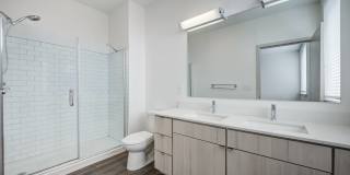 747 Apartments Gallery 32
