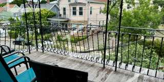 huge 3 bed in Somerville Gallery 32