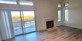 Thousand Oaks Town Home with Amazing Views Including a Two Car Garage Thousand Oaks Town Home with Amazing Views Including a Two Car Garage Gallery 1