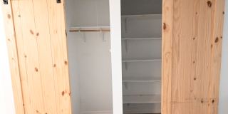 1528 West Chestnut Street - B Gallery 7