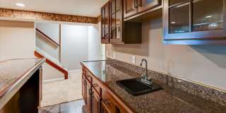 Beautifully updated 4 bedroom home in Southbridge, Waunakee Gallery 46