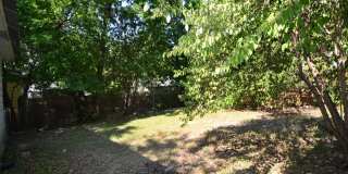 Funky East Side 2 Bedroom Gallery 21