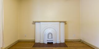 2110 E Water Street Gallery 15