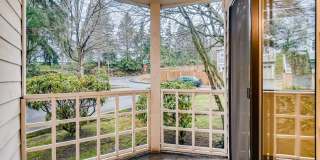 2 Bedroom Corner Unit, excellent location!! 2 Bedroom Corner Unit, excellent location!! Gallery 15