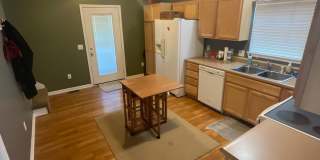 ****AVAILABLE AUGUST 2027**** Large 3 bed, 3 bath House with fenced yard ****AVAILABLE AUGUST 2027**** Large 3 bed, 3 bath House with fenced yard Gallery 7