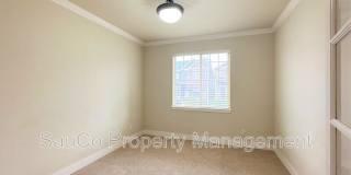 727 Northeast 65th Court Gallery 11