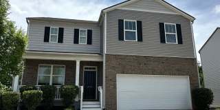 4 Bedroom home in Gainesville! Gallery 1
