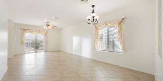 Beautiful Home In Sun City Aliante!! Gallery 11
