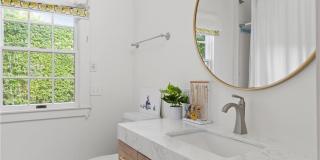 729 Bellevue Avenue Gallery 22