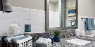 Everly Meridian Hills Gallery 4