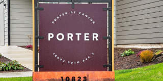 Porter at Canyon Gallery 27