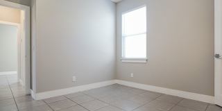 Home in Poinciana, FL now available! Gallery 17