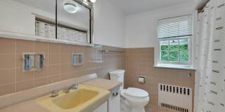 29 Old Orchard Road Gallery 26