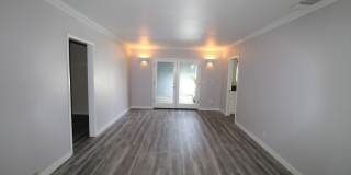 Quaint Home in Desirable Midtown Neighborhood! Gallery 6