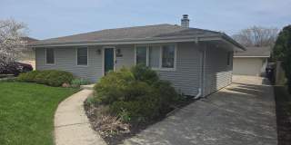 Updated 3 bedroom Racine ranch Gallery 1