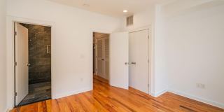 1642 N MARSHALL Street Gallery 18