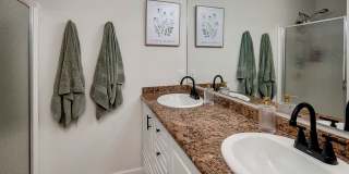 3 Bed/ 2.75 Bath Townhome in Lynwood Gallery 20