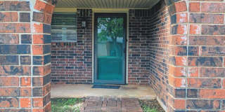 Great Location! Central Edmond! Great Location! Central Edmond! Gallery 4