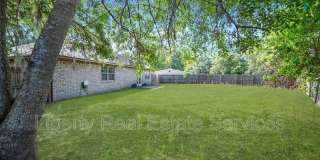 1501 Woodcrest Cir Gallery 25