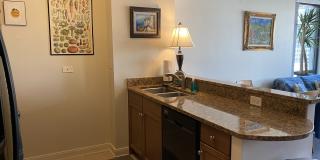 130 N GARLAND Court Gallery 7