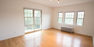 5528 S. Cornell Avenue Gallery 16