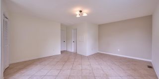 2924 GRACEFIELD Road Gallery 23