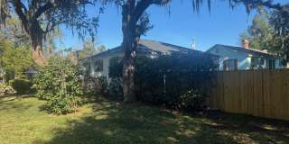 8017 Oakwood St #room Rental Gallery 5