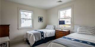 132 Memorial Boulevard Gallery 15