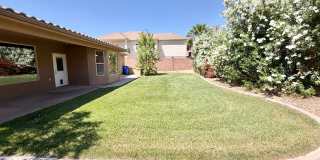 4 bed, 2 bath home in the quiet and desirable Castle Rock subdivision.  **PET FRIENDLY** Gallery 33