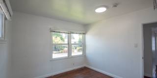 11041 Gallery 13