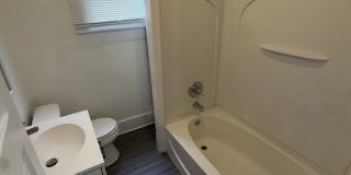 Two bedroom House For Rent S. Floyd Street Gallery 24
