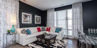 Two Bedroom Luxury Apartment (Elevator Building) Gallery 1