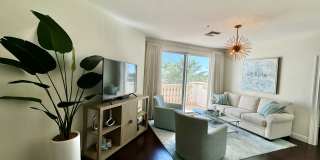 365 5th Avenue South - 303 Gallery 24