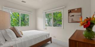 Paradise Beach Estate: Beachfront 6BR w/ Pool, Guest Suite & Pickleball Gallery 40
