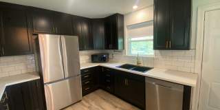 Modern Comfort in a Prime Baton Rouge Location Gallery 25