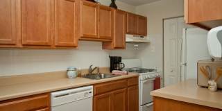 North Shore Gardens Apartments Gallery 50