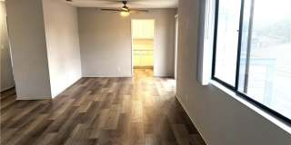 10885 Walnut Street Gallery 12