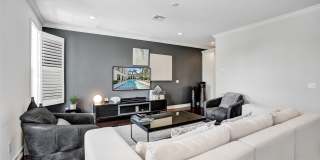 381 E Cannery Row Circle Gallery 6